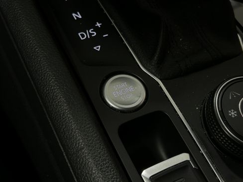 Used 2020 Volkswagen Atlas Cross Sport SEL AWD/4WD image 13