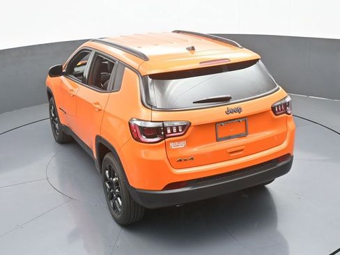 Used 2026 Jeep Compass Latitude AWD/4WD image 37