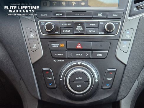 Used 2018 Hyundai Santa Fe Sport FWD image 17