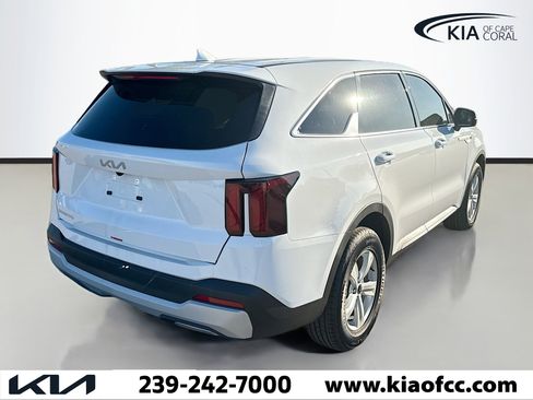 New 2026 Kia Sorento LX image 5