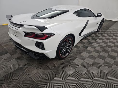 Used 2023 Chevrolet Corvette Stingray Premium Cpe w/ Z51 Performance Package RWD image 5