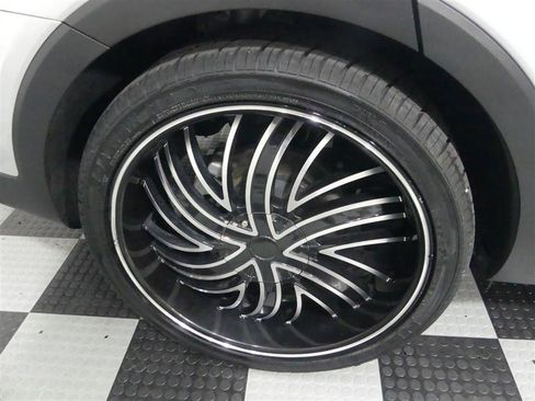 Used 2020 Kia Sorento LX w/ LX I4 Convenience Package image 17