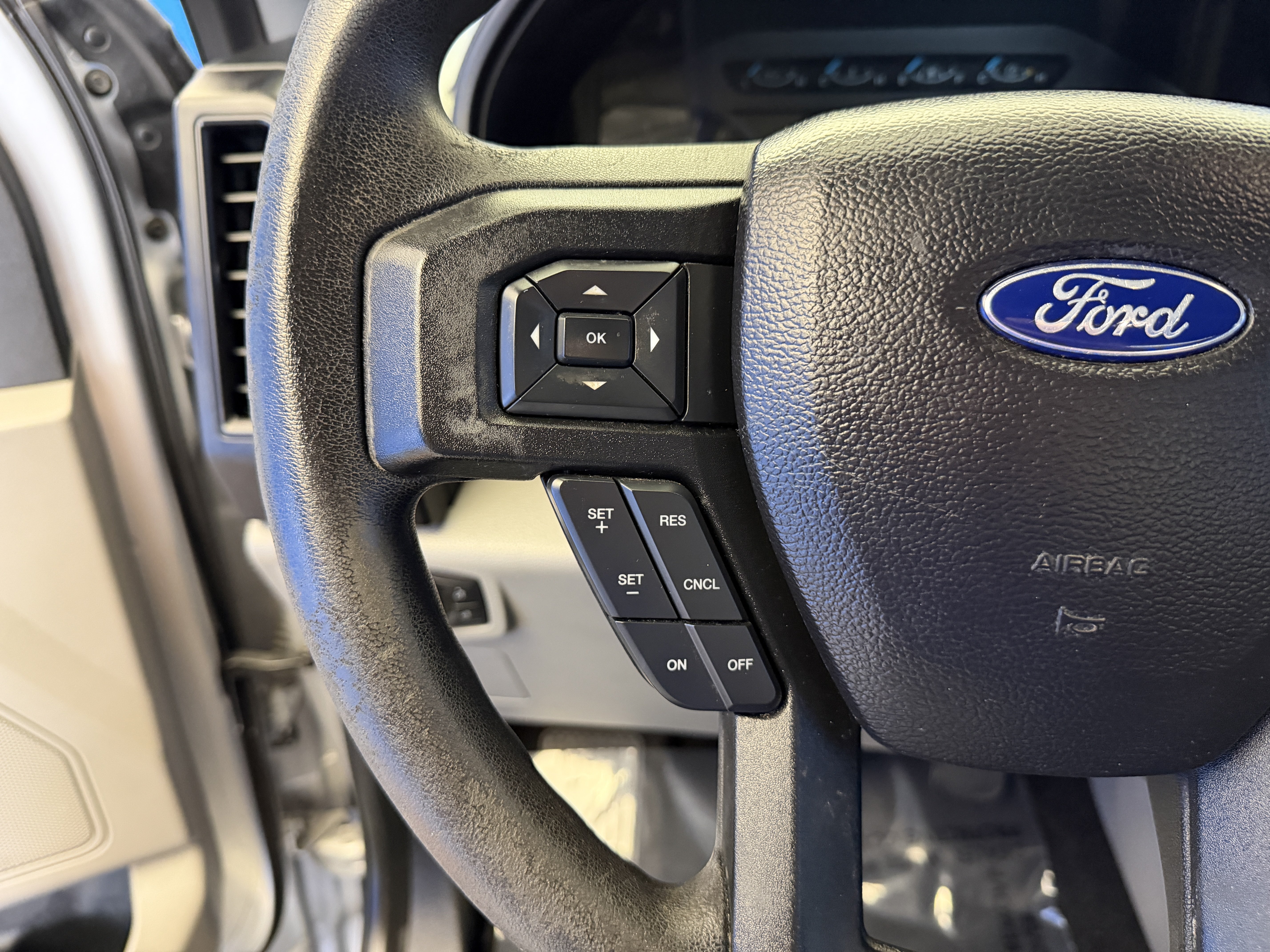 Used 2017 Ford F150 XL w/ Equipment Group 101A Mid AWD/4WD image 15