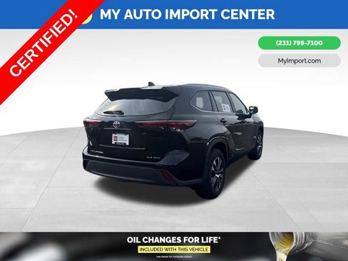 Certified 2025 Toyota Highlander XLE AWD/4WD image 7