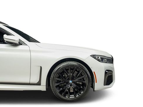 Used 2021 BMW 750i xDrive w/ Executive Package AWD/4WD image 28