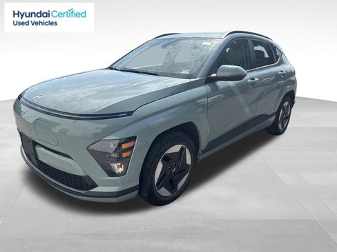Used 2025 Hyundai Kona SEL FWD image 4