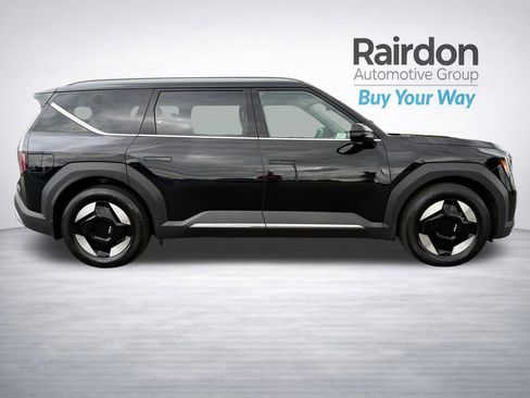 Certified 2024 Kia EV9 Wind AWD/4WD image 9