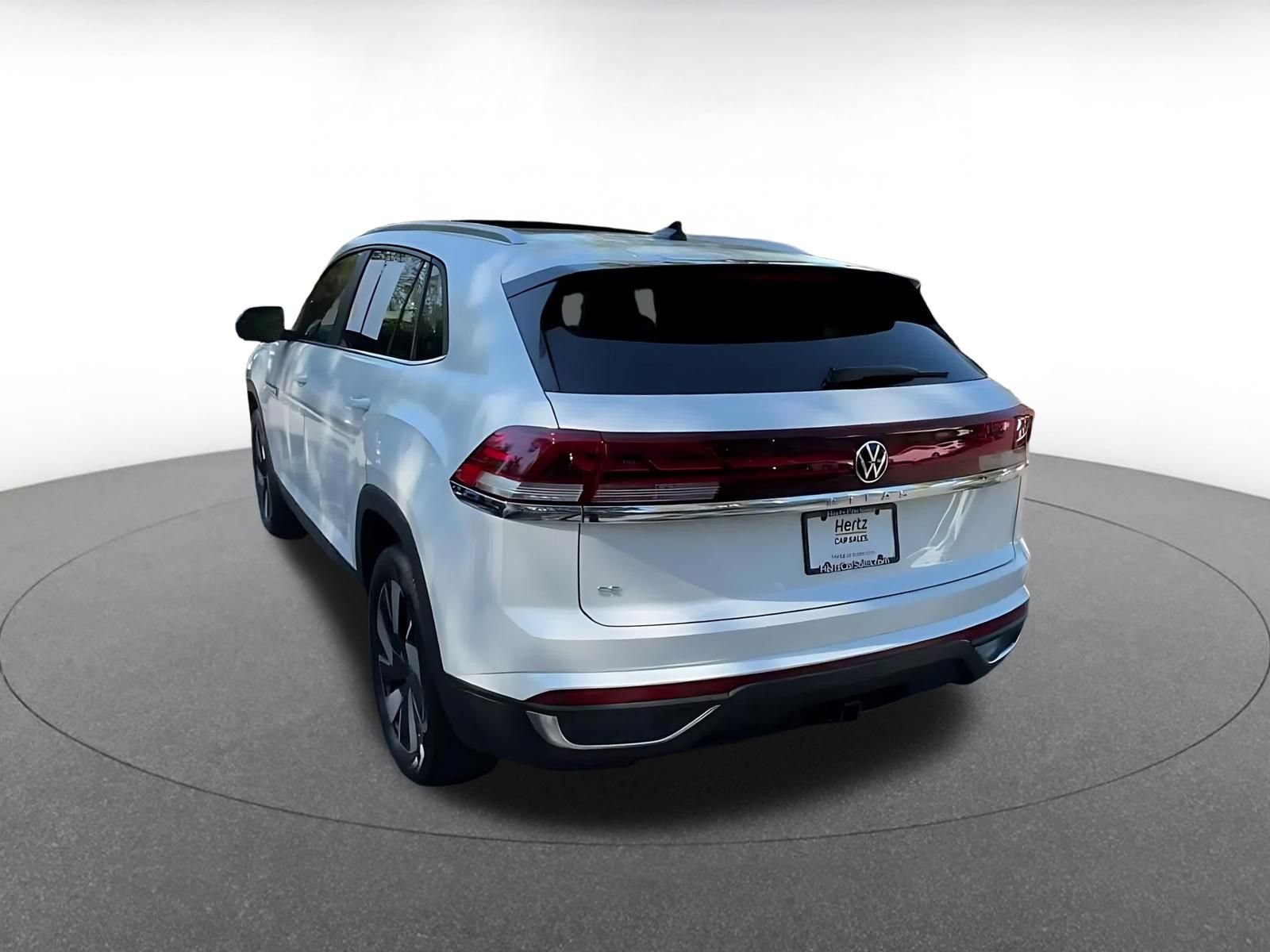 Used 2026 Volkswagen Atlas Cross Sport SE FWD image 10