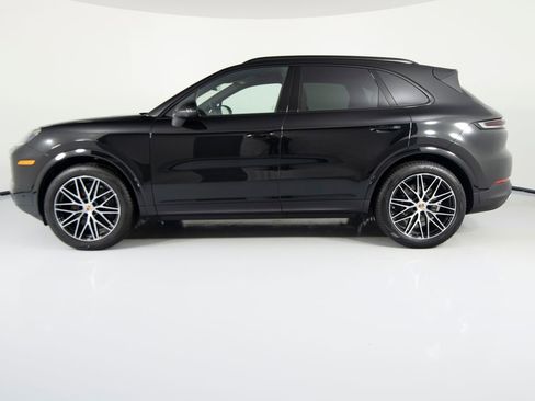 New 2026 Porsche Cayenne image 7