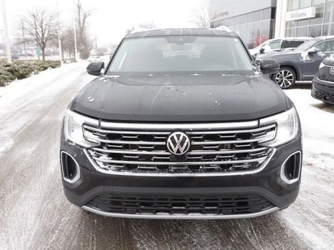 Used 2024 Volkswagen Atlas SEL image 11