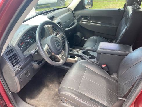 Used 2012 Jeep Liberty Limited Jet w/ Comfort/Convenience Group AWD/4WD image 14