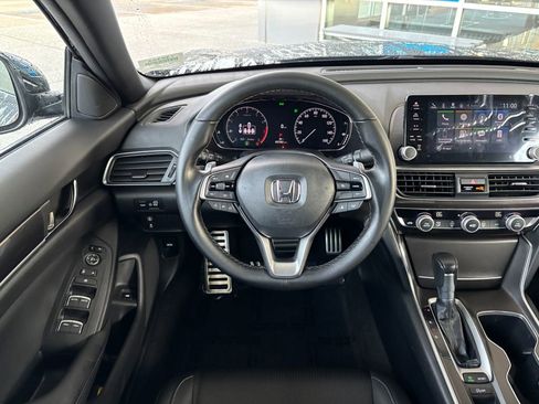 Used 2022 Honda Accord Sport image 10