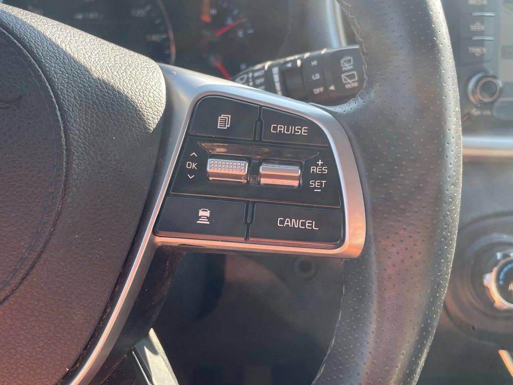Used 2020 Kia Sorento SX FWD image 12