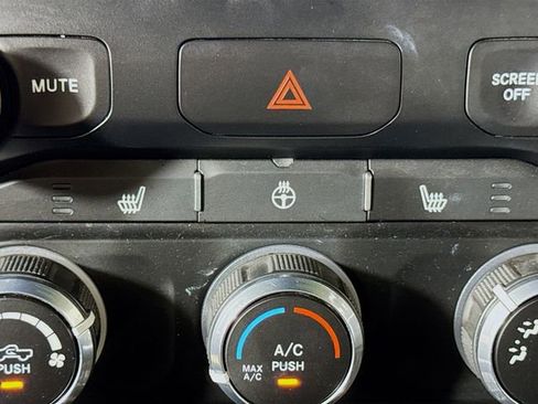 Used 2023 RAM 1500 Lone Star image 17