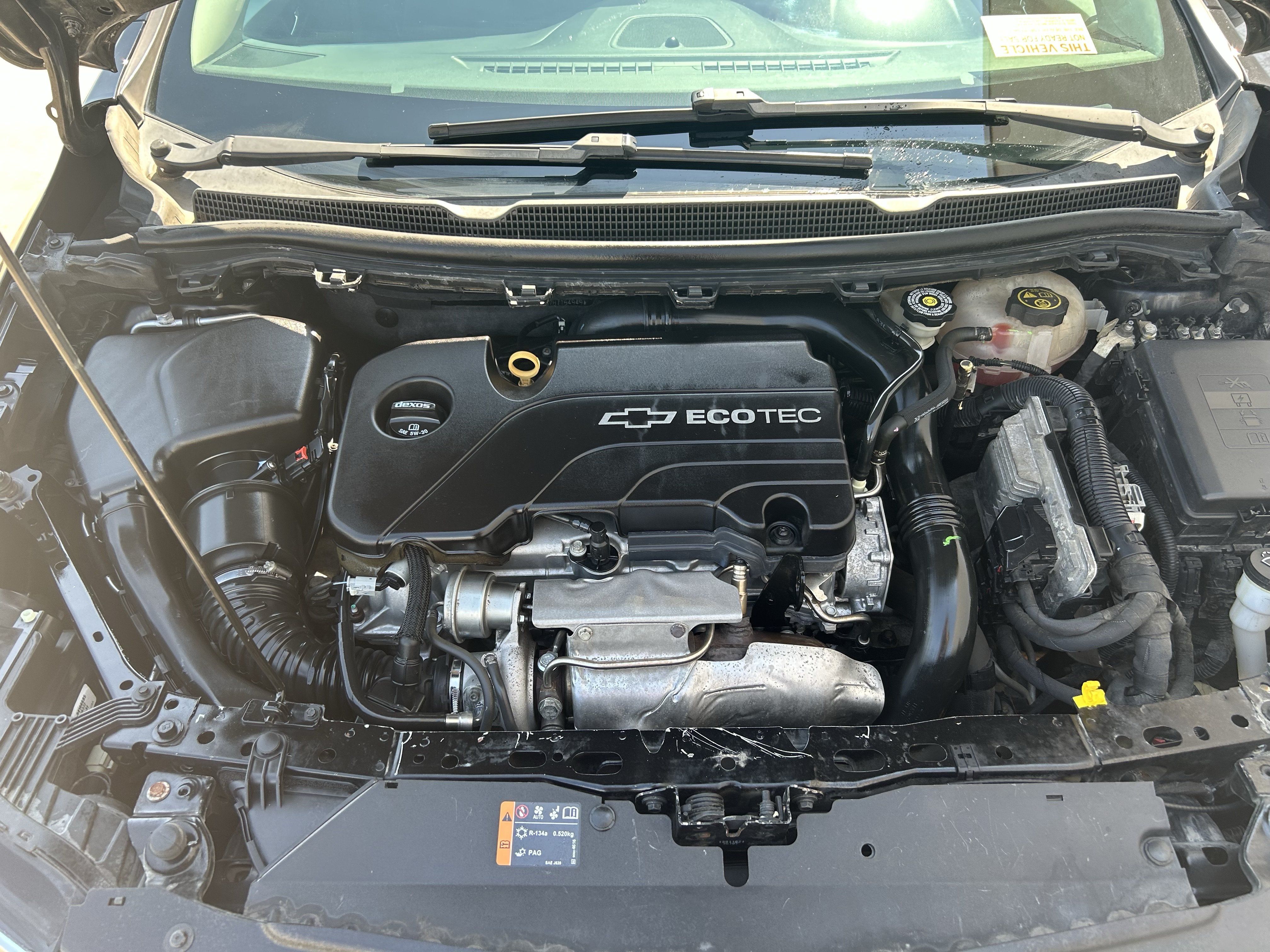Used 2017 Chevrolet Cruze LT w/ Sun And Sound Package FWD image 8