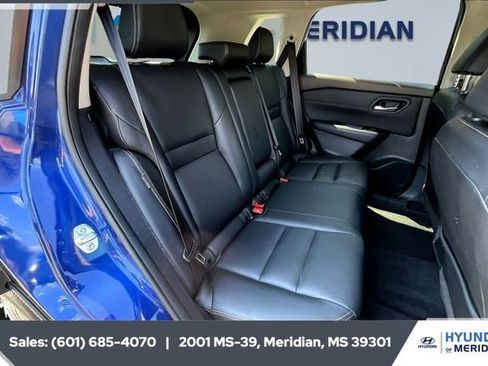 Used 2023 Nissan Rogue SL image 20