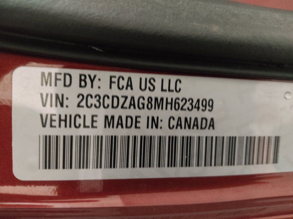 Used 2021 Dodge Challenger SXT w/ Driver Convenience Group RWD image 33