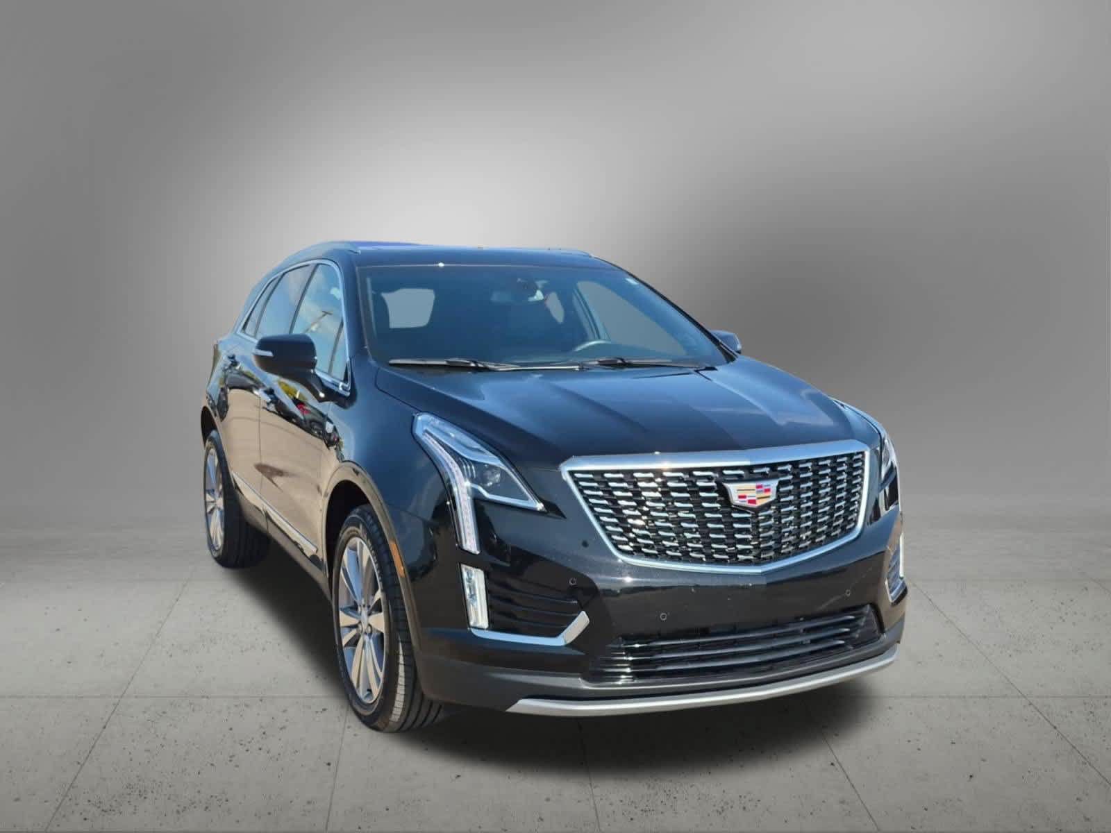Used 2024 Cadillac XT5 Premium Luxury w/ LPO, Floor Liner Package AWD/4WD image 8