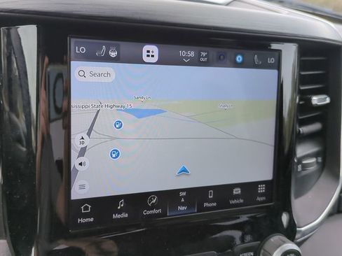 Used 2024 RAM 1500 Laramie image 18