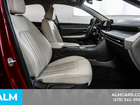 Used 2024 Hyundai Sonata SEL FWD image 17