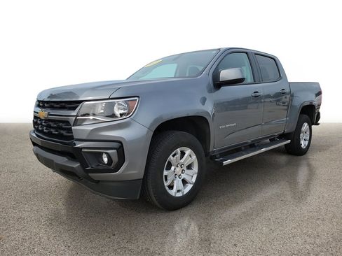 Used 2022 Chevrolet Colorado LT w/ LT Convenience Package image 2