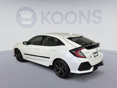 Used 2017 Honda Civic Sport image 4