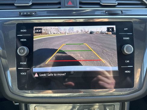 Used 2024 Volkswagen Tiguan SE R-Line w/ MDO Package, Two-Row image 20