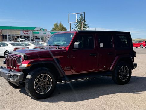 Used 2021 Jeep Wrangler Unlimited Sport AWD/4WD image 9