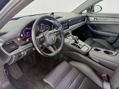 Used 2023 Porsche Panamera Platinum Edition RWD image 4