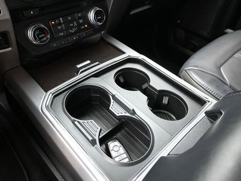 Used 2017 Ford F250 Platinum w/ FX4 Off-Road Package image 20