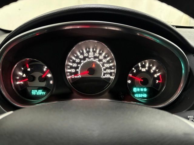 Used 2014 Chrysler 200 Limited FWD image 29