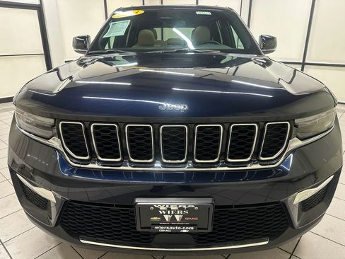 Used 2023 Jeep Grand Cherokee 4WD 4xe image 12