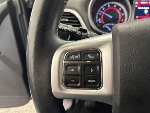Used 2017 Dodge Journey GT image 25