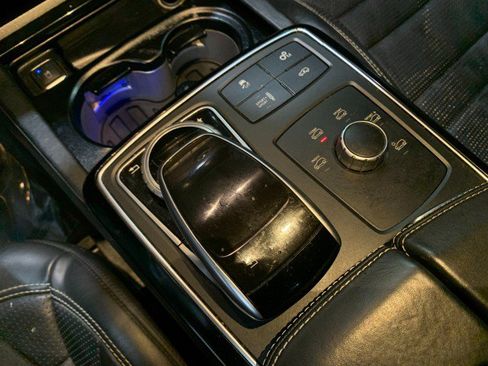 Used 2017 Mercedes-Benz GLE 63 AMG 4MATIC image 60