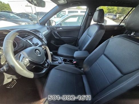 Used 2021 Volkswagen Tiguan SE R-Line AWD/4WD image 8