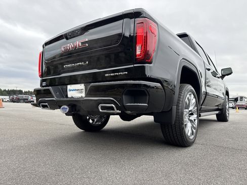 New 2026 GMC Sierra 1500 Denali image 10