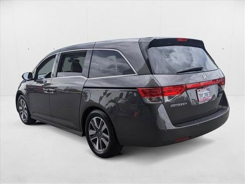 Used 2016 Honda Odyssey Touring Elite image 8