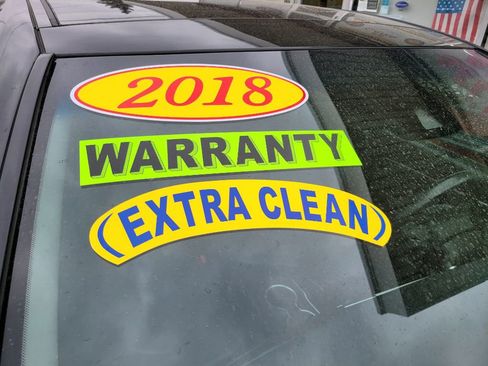 Used 2018 Toyota Camry XSE image 4