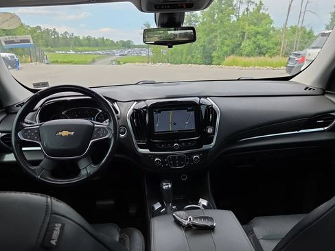Used 2019 Chevrolet Traverse Premier w/ Redline Edition FWD image 6