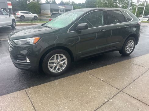 Used 2024 Ford Edge SEL w/ Convenience Package AWD/4WD image 6
