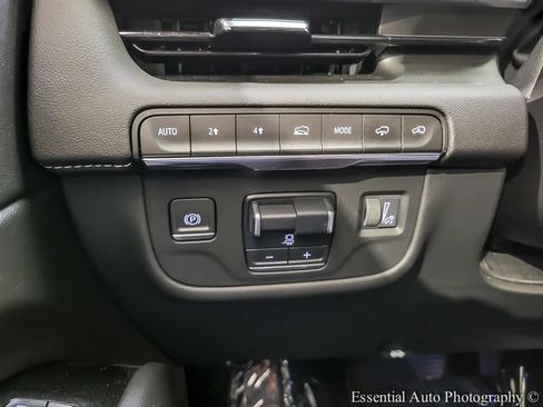 Certified 2023 Cadillac Escalade Premium Luxury w/ LPO, Radiant Package AWD/4WD image 22