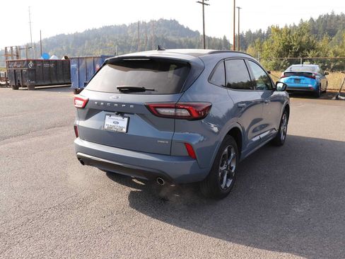 Used 2024 Ford Escape ST-Line Select AWD/4WD image 5