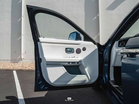 Used 2023 Rolls-Royce Ghost w/ Ghost Package image 20
