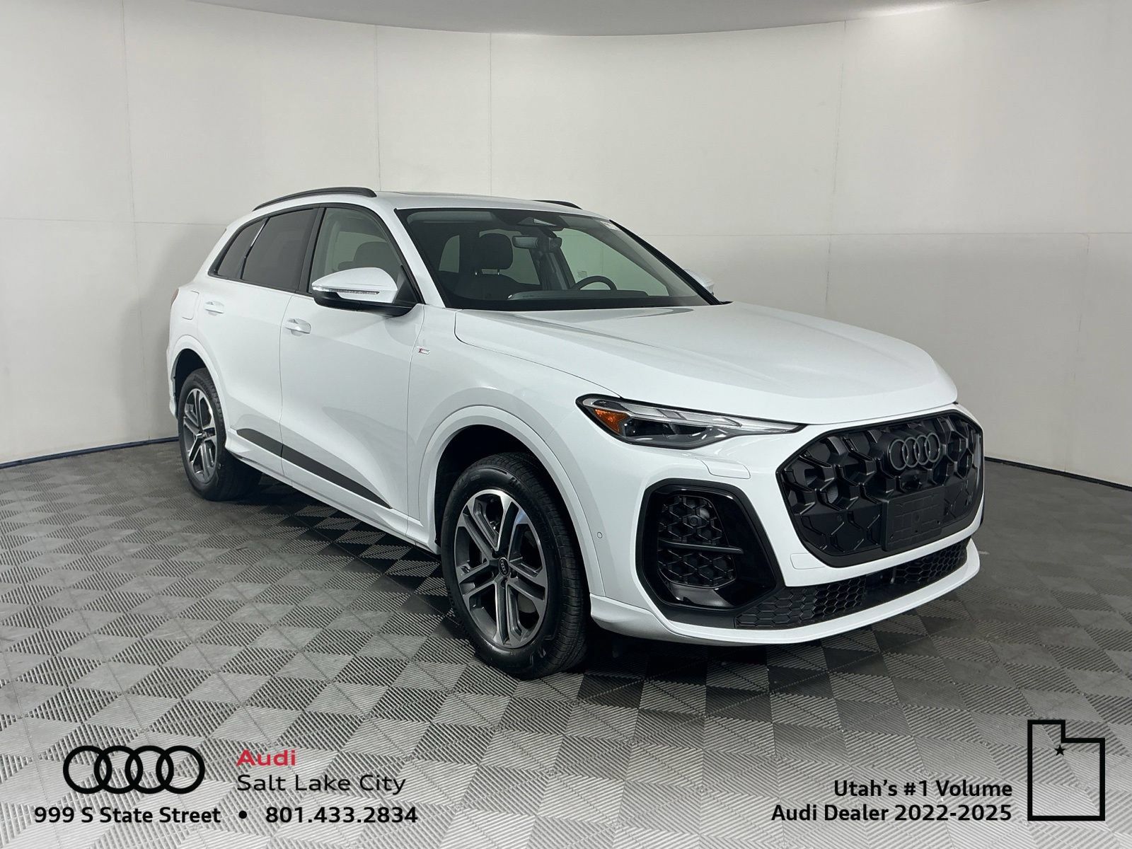 New 2026 Audi Q5 2.0T AWD/4WD image 1
