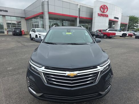 Used 2022 Chevrolet Equinox Premier AWD/4WD image 3