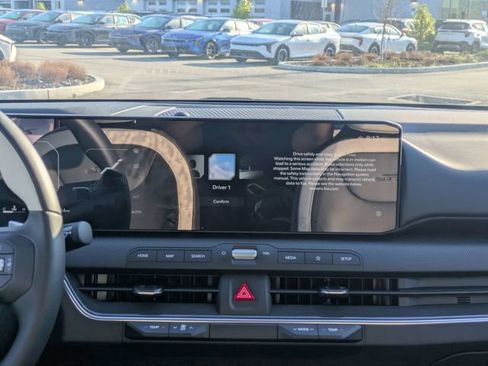 New 2025 Kia K4 GT-Line Turbo FWD image 17