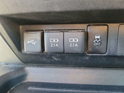 Used 2020 Toyota Tundra SR5 image 22