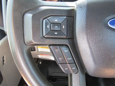 Used 2021 Ford F550 4x4 Regular Cab Super Duty image 45
