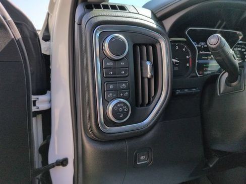Used 2019 GMC Sierra 1500 Denali w/ Denali Ultimate Package AWD/4WD image 13