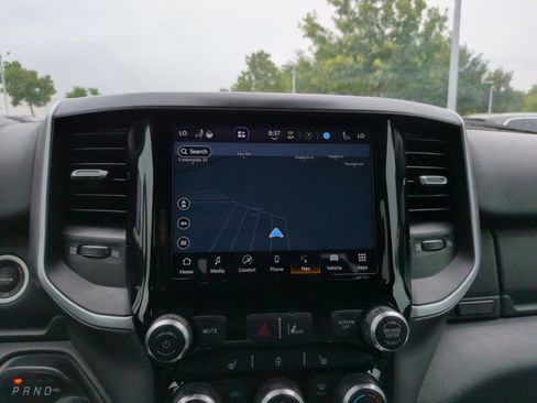 Used 2022 RAM 1500 Big Horn AWD/4WD image 16